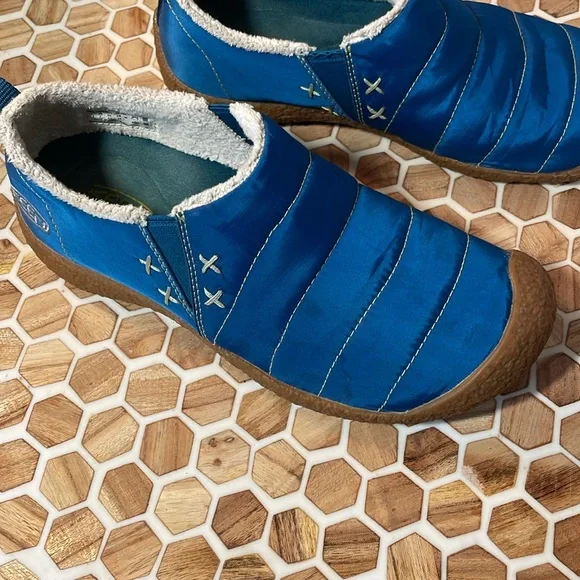 Keen Women's Blue Cush Howser Quilted Fleece Lined Size 7 Slip On Shoes - Picture 9 of 11